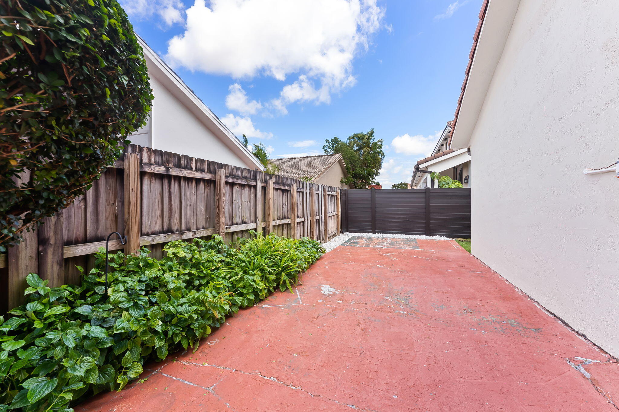 FOREST LAKES ESTATES SEC 2 - Residential