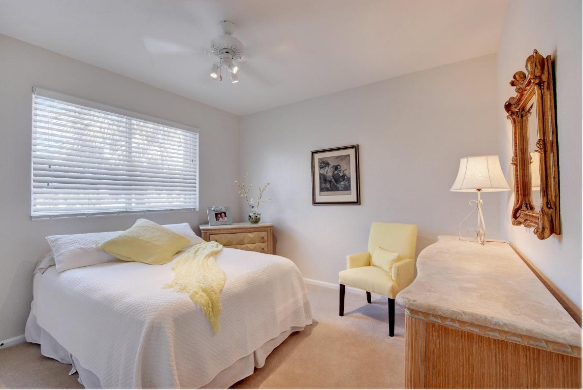 ISLES AT WELLINGTON 4 - Residential