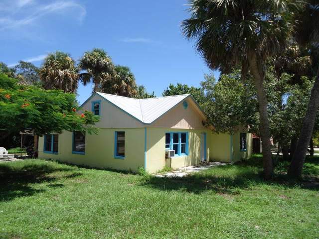 SOLID CBS HOME IN AN IDEAL SPOT ON AN OVERSIZED CORNER LOT! LOCATED ON A QUIET STREET WITH LOTS OF CUTE 'KEY WEST STYLE' HOMES, JUST A HALF-BLOCK TO INTRACOASTAL AND SOME SHOPS, 2-MIN DRIVE TO RESTAURANTS, SHOPPING AND CAUSEWAY TO OCEAN! THREE GOOD-SIZE BEDROOMS, 2 FULL BATHS, KITCHEN IS LARGE AND OPEN TO EATING AREA. SO MUCH POTENTIAL HERE! PULL-DOWN STAIRS TO PARTIALLY FINISHED ATTIC. REPAIRS ARE NEEDED INSIDE AND OUT, SO ONLY CASH BUYERS WILL BE CONSIDERED.