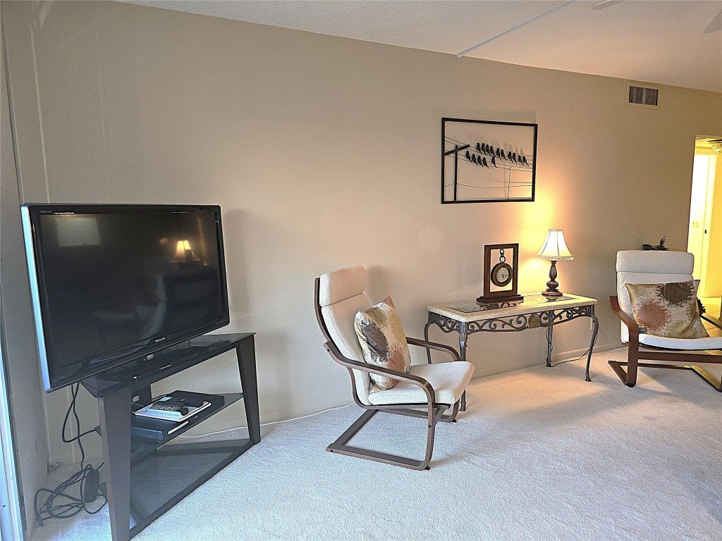 LUCAYA - Residential