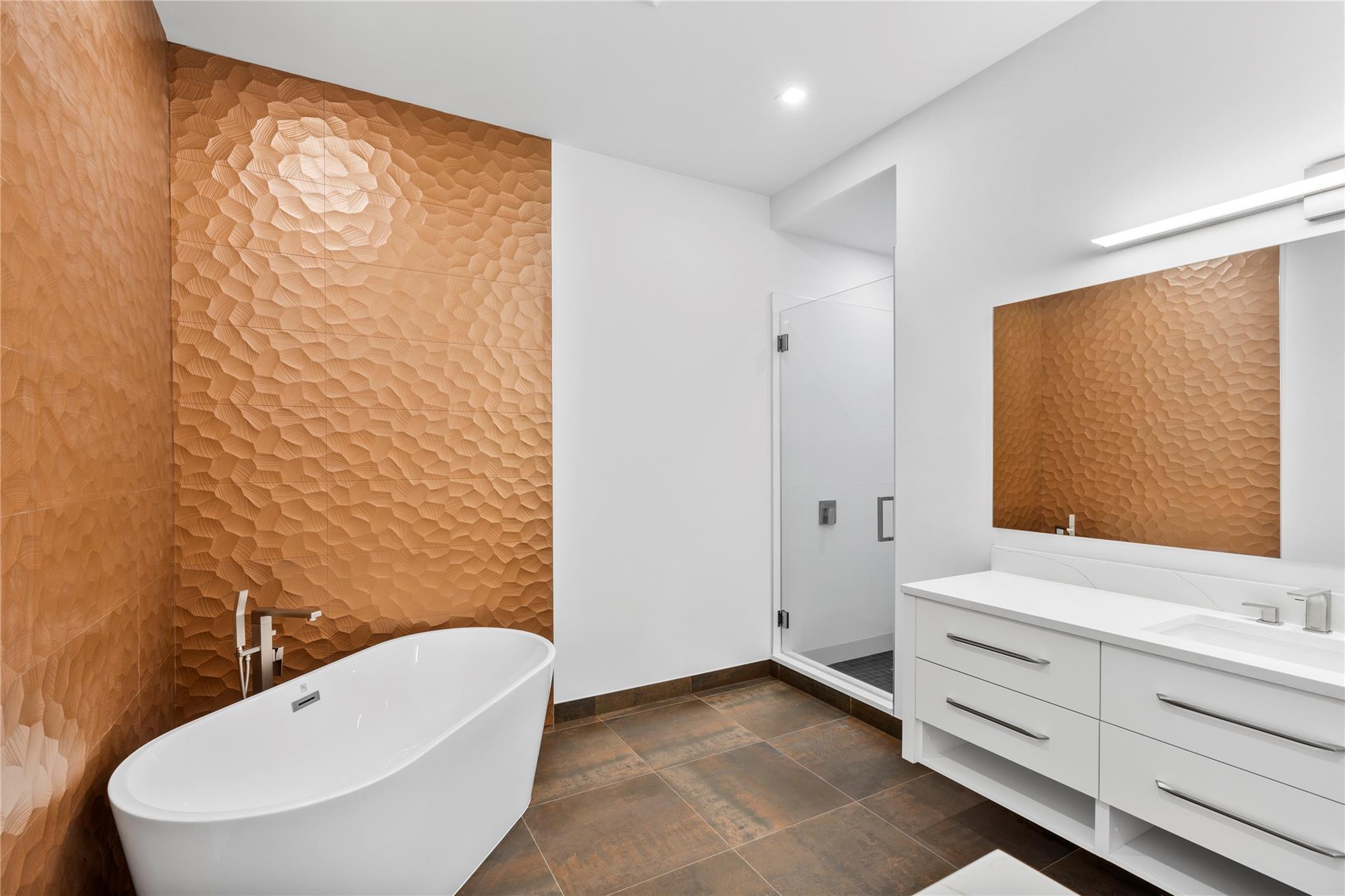 PARAGON ESTATES - Residential