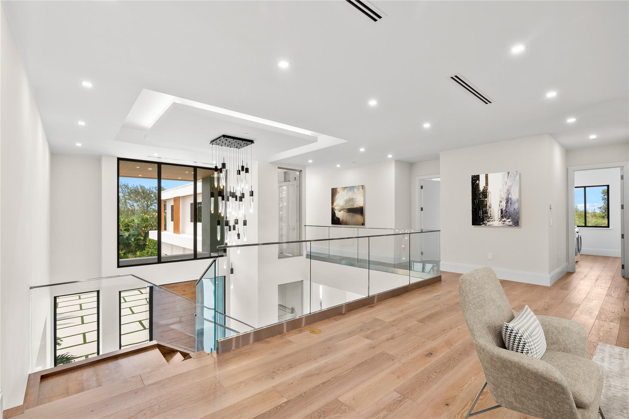 PARAGON ESTATES - Residential