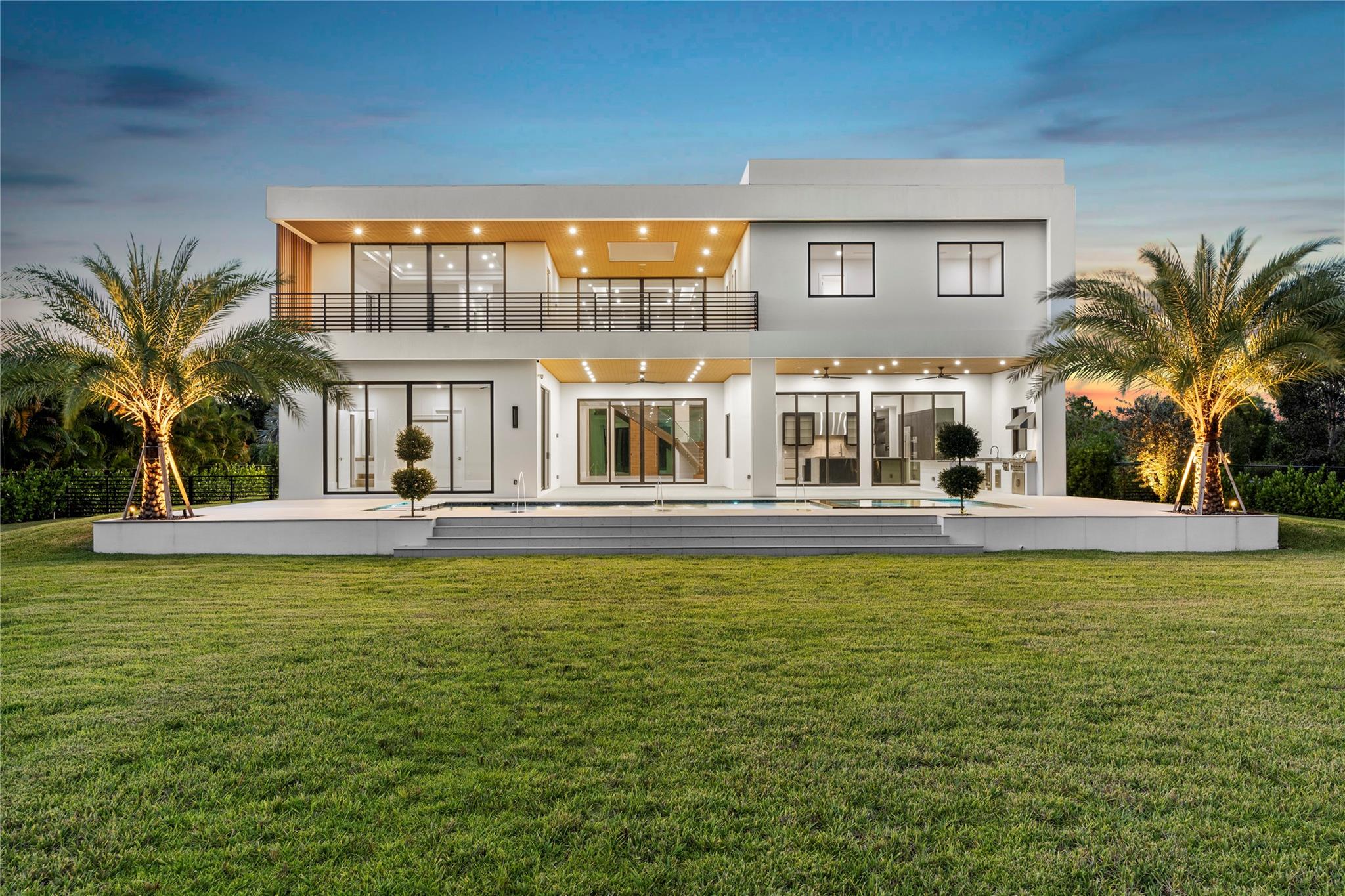 PARAGON ESTATES - Residential