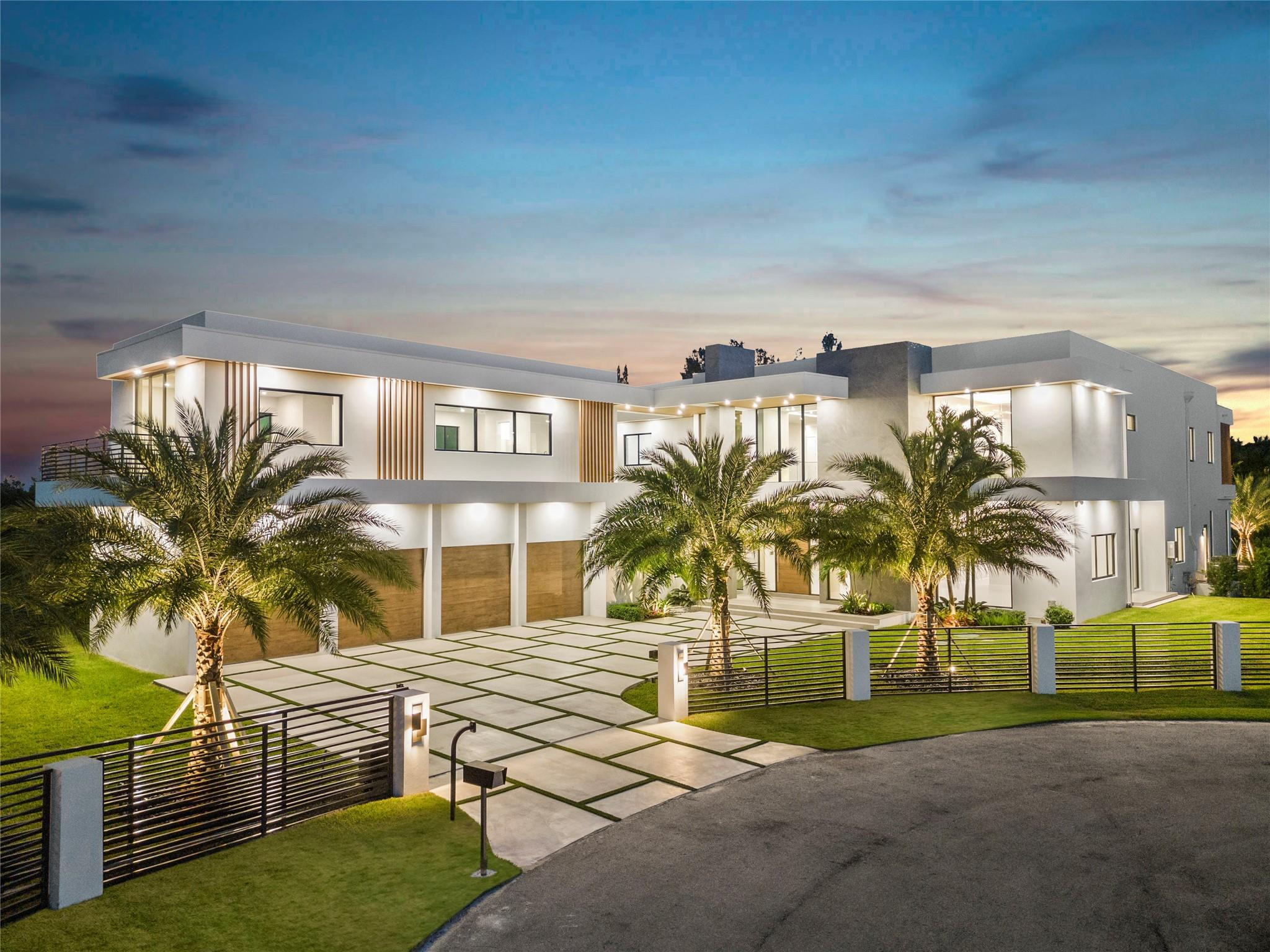 PARAGON ESTATES - Residential