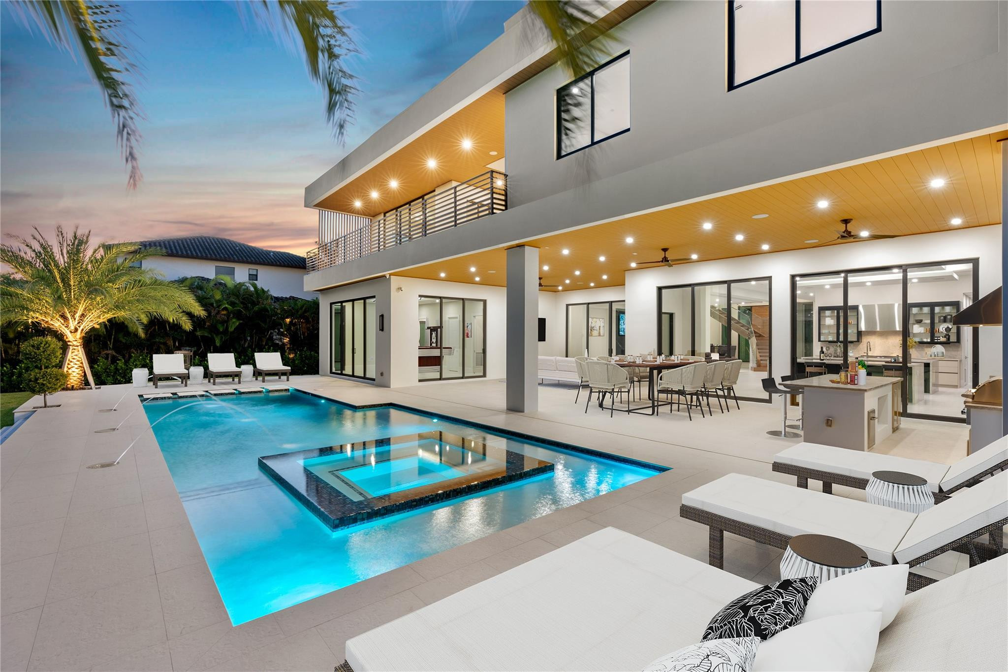 PARAGON ESTATES - Residential