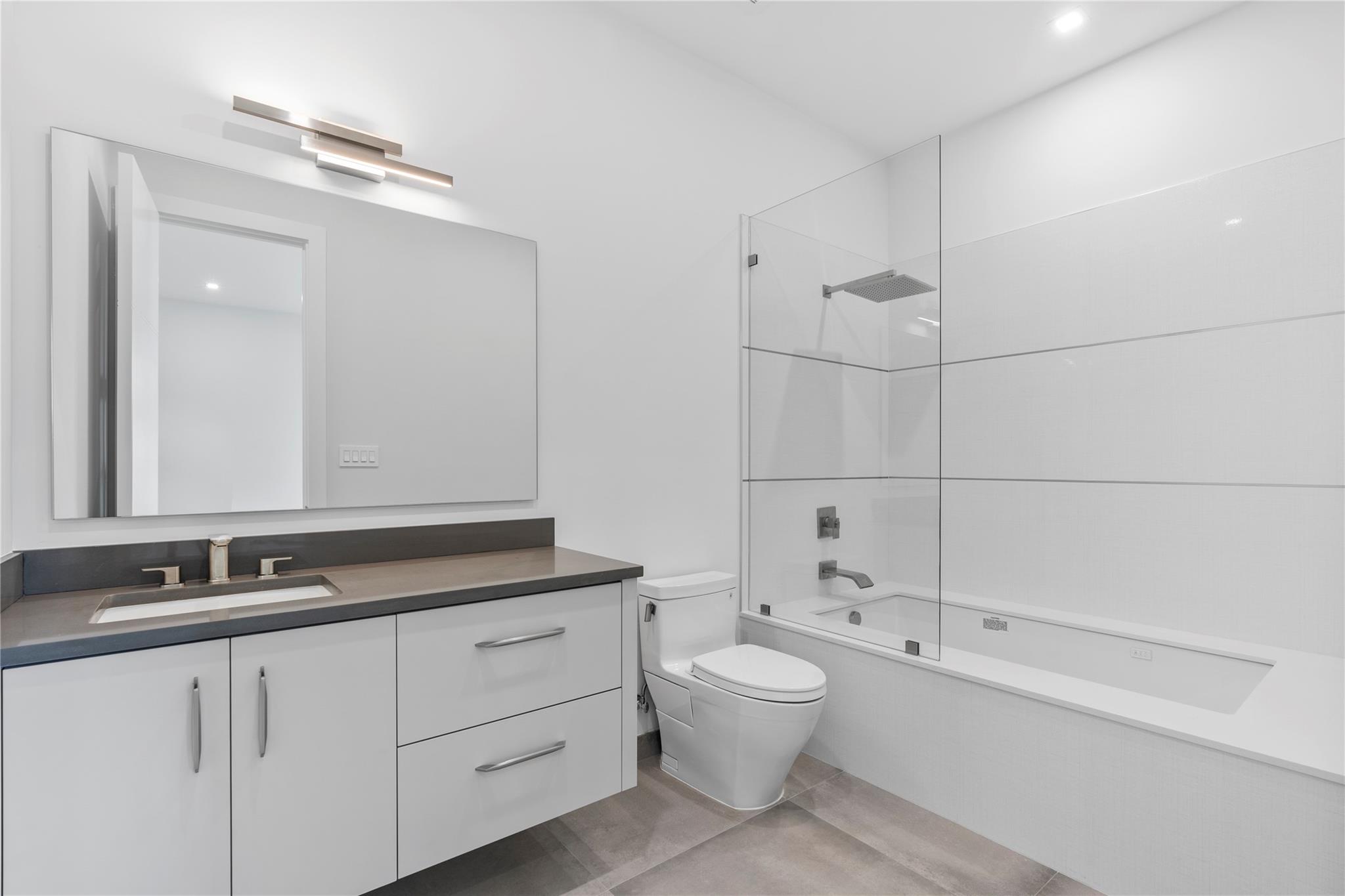 PARAGON ESTATES - Residential