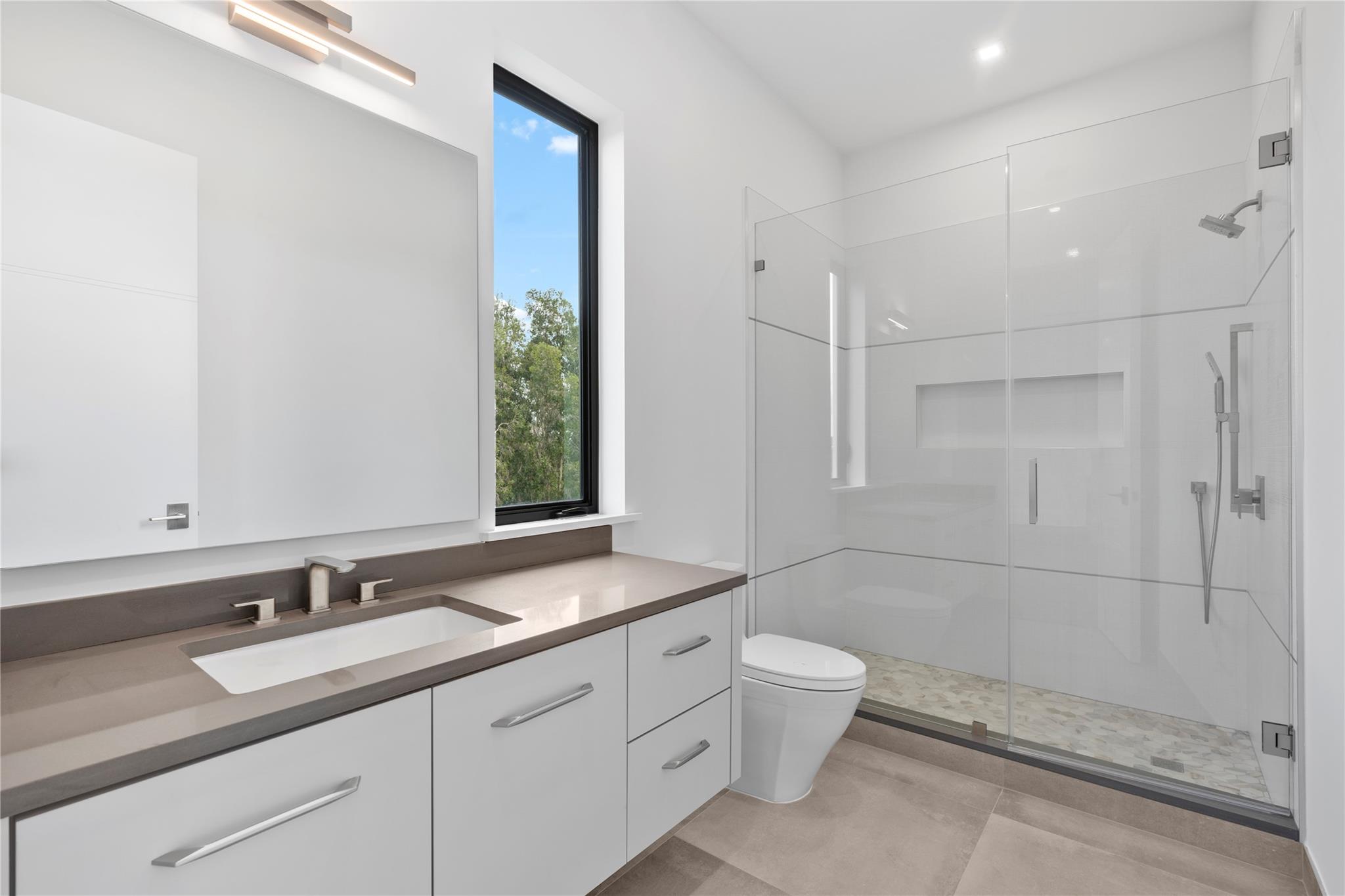 PARAGON ESTATES - Residential