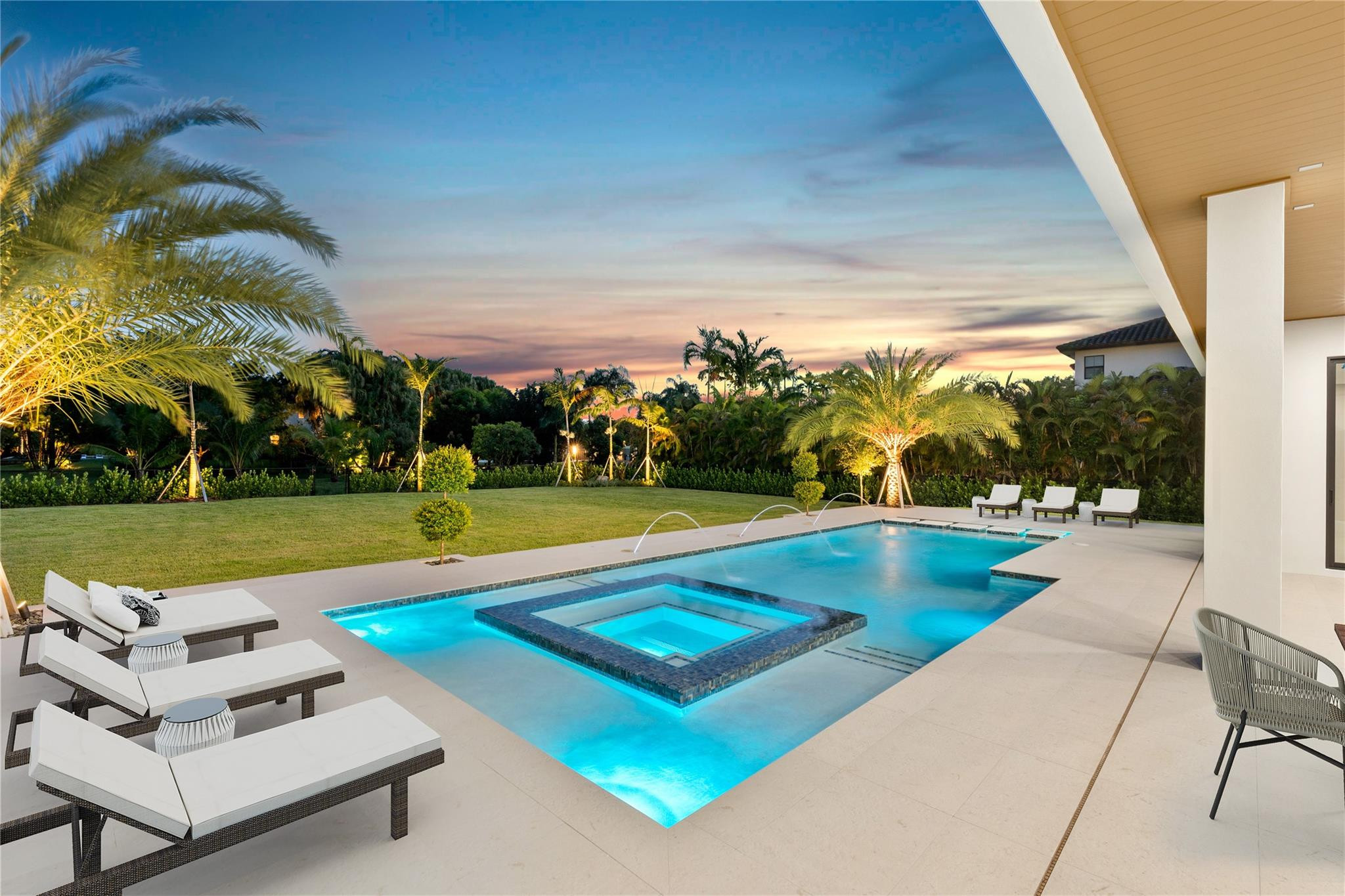 PARAGON ESTATES - Residential