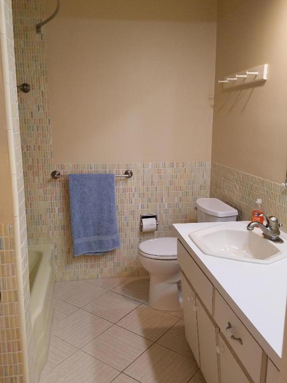 GOLDEN HARBOUR - Residential Lease