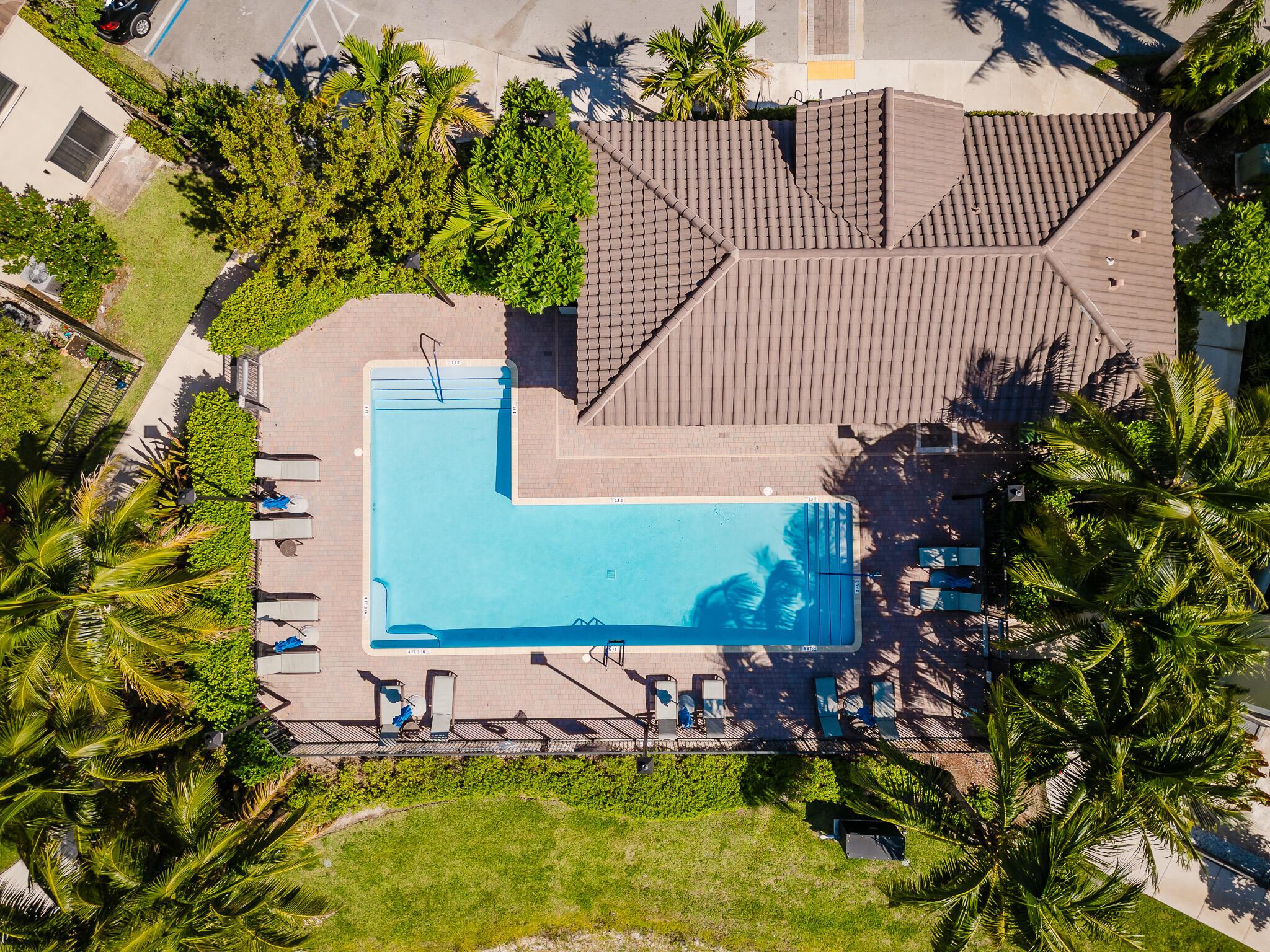 CELEBRATION POINTE - Residential