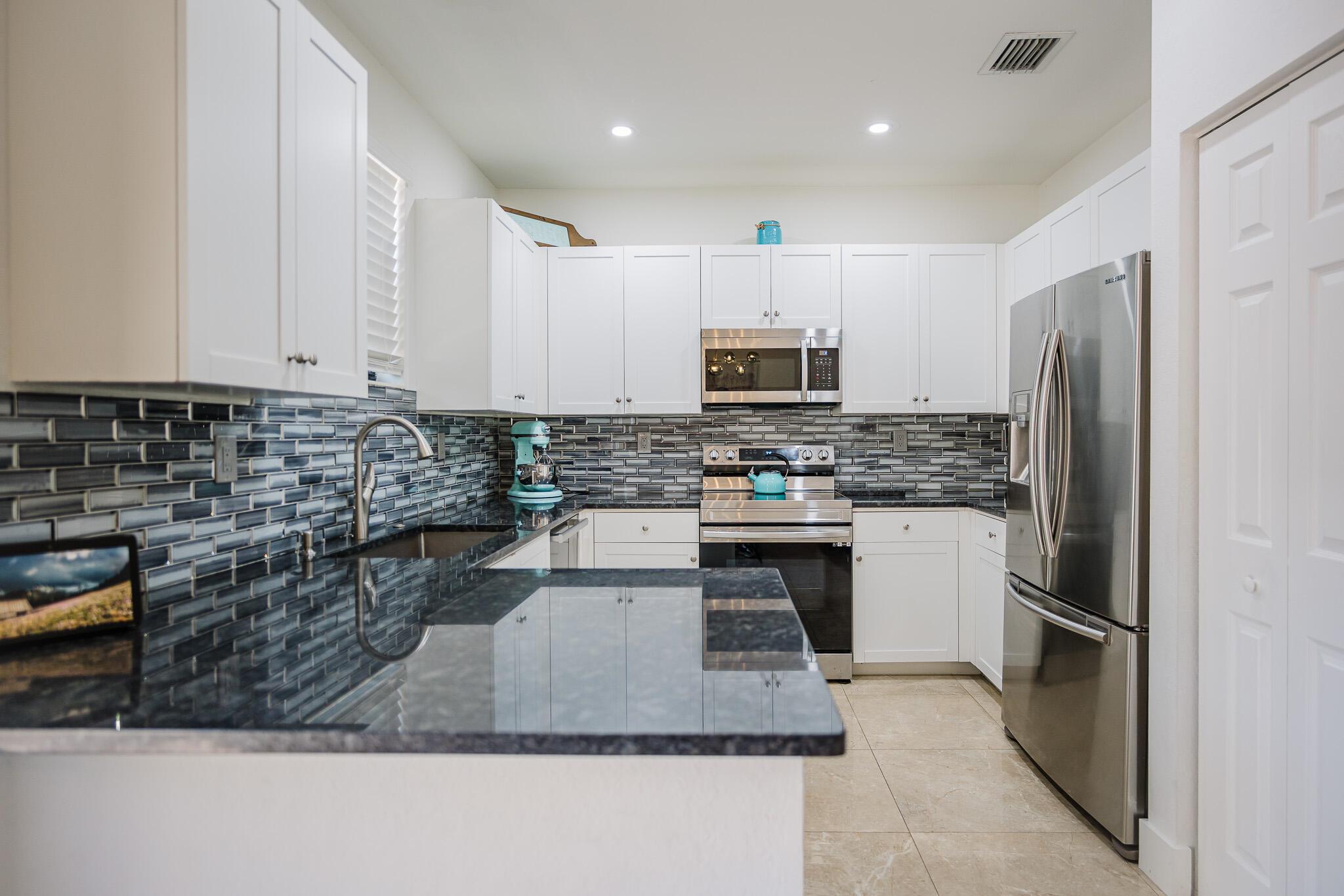 CELEBRATION POINTE - Residential