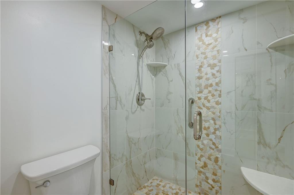 WYNMOOR COUNTRY CLUB - Residential
