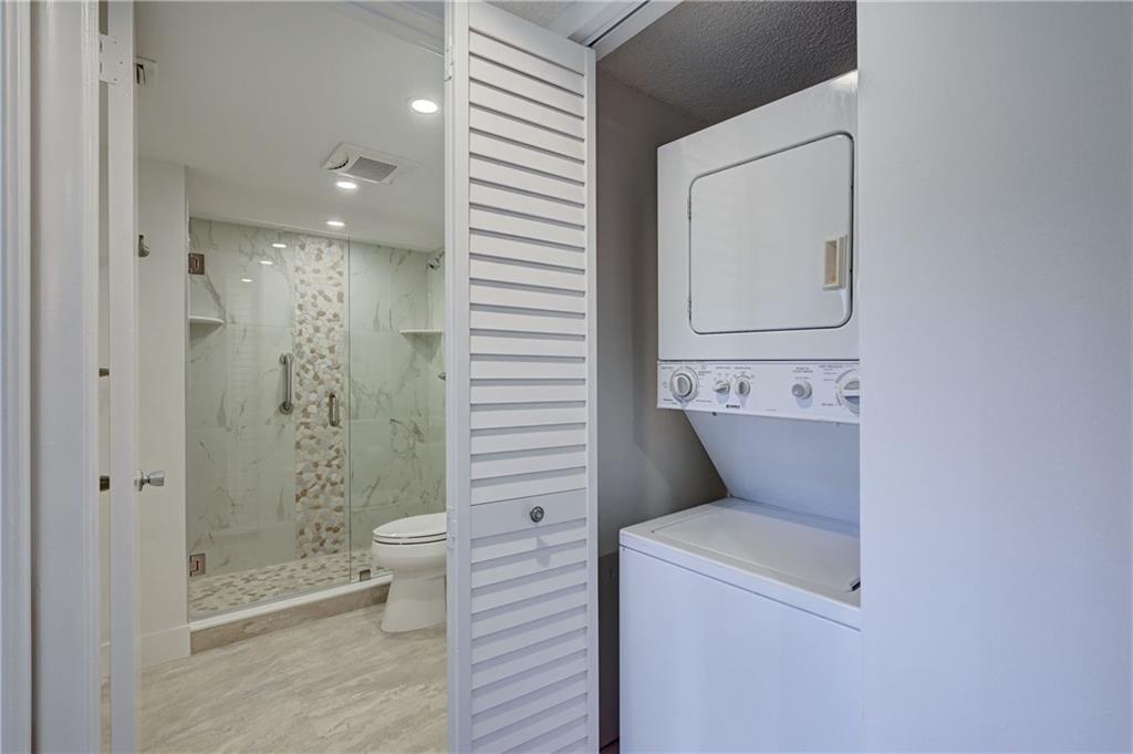 WYNMOOR COUNTRY CLUB - Residential