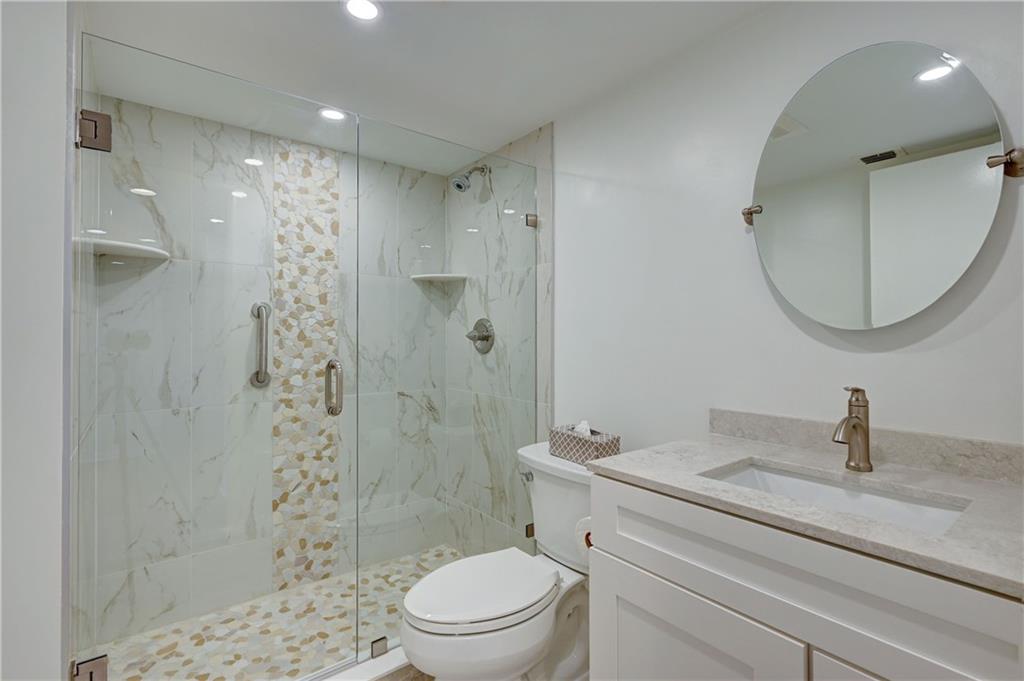 WYNMOOR COUNTRY CLUB - Residential