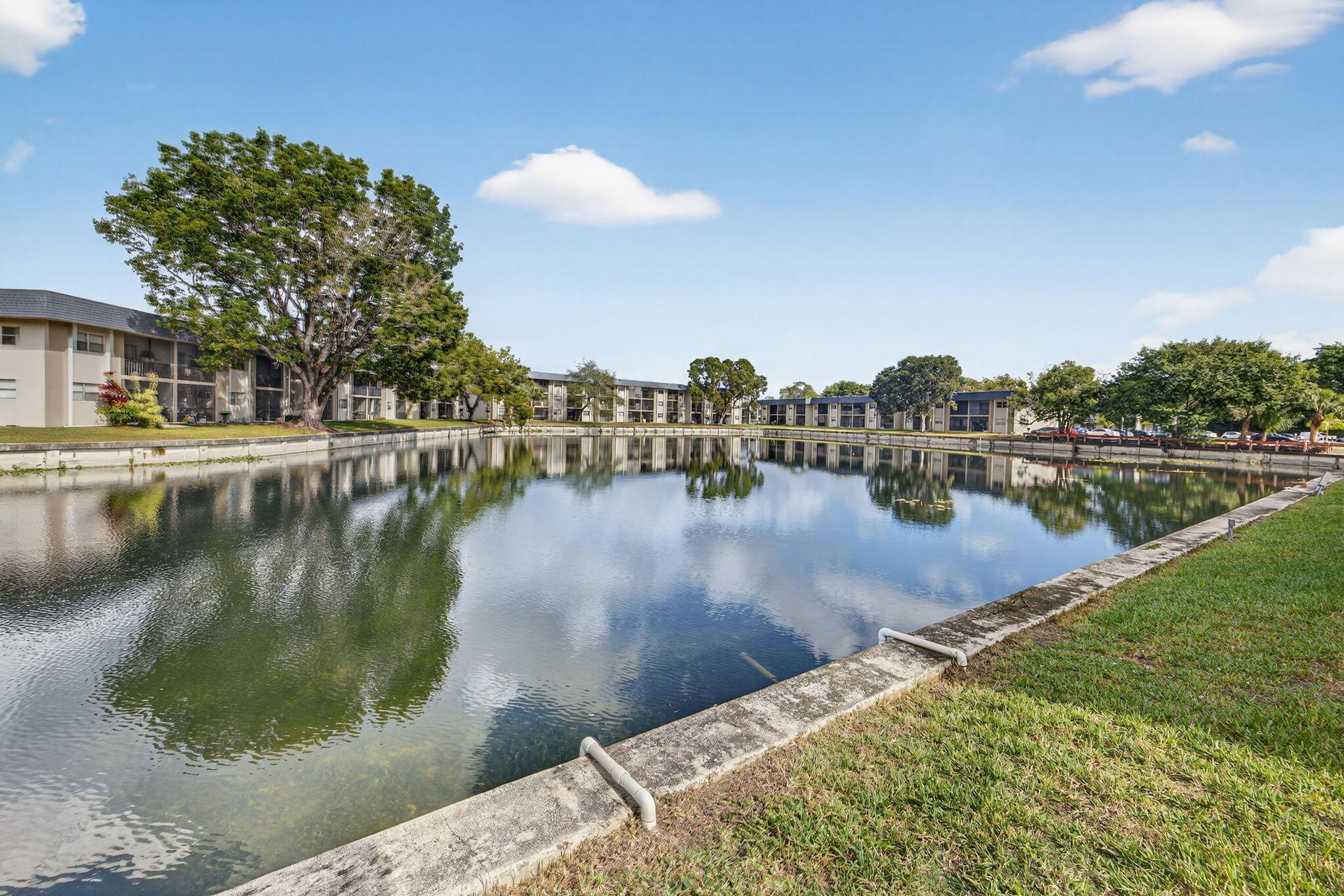 VERSAILLES GARDENS CONDO - Residential