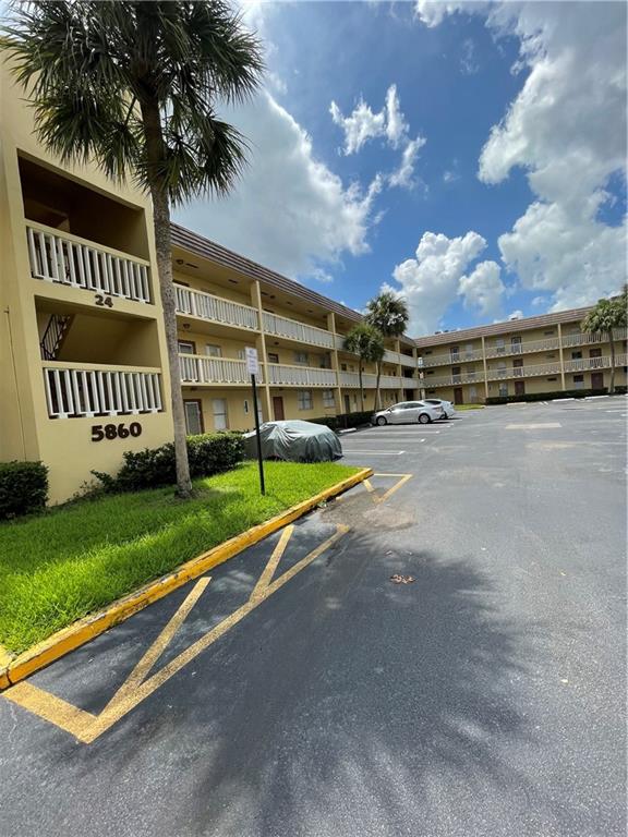 Bermuda Club - Residential