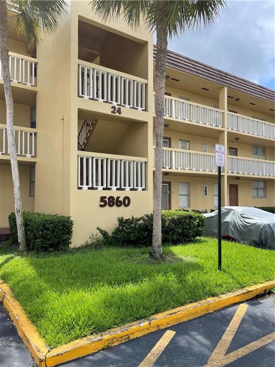 This is a "Handyman Special" All the flooring is in good condition.  2 walk in closets,  Nice water view from the closed in balcony. Bring some TLC and make this your home.Sold in " AS IS" Condition. Association states this is a 55+ Complex