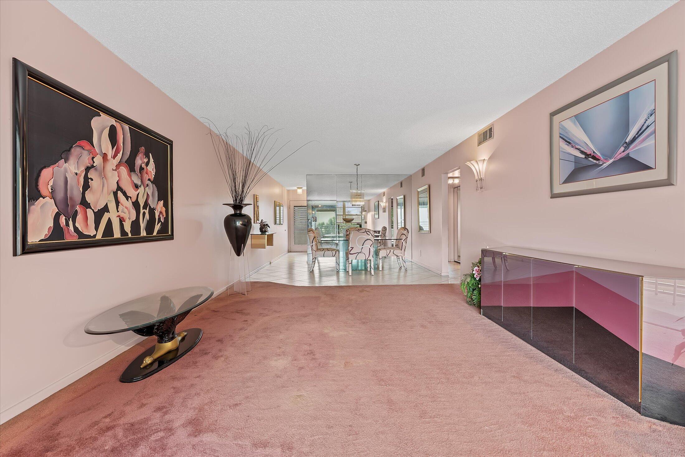 LUCAYA VILLAGE 1-C CONDO - Residential