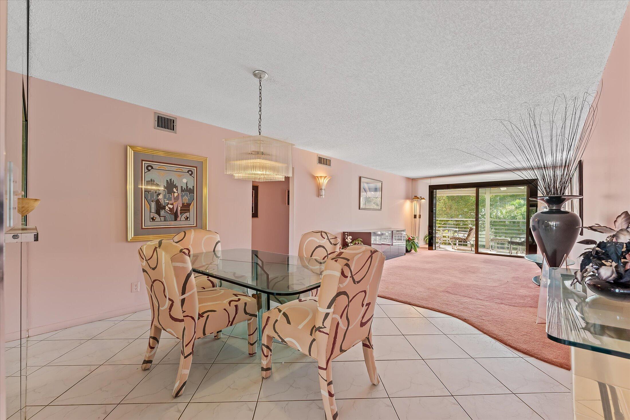 LUCAYA VILLAGE 1-C CONDO - Residential