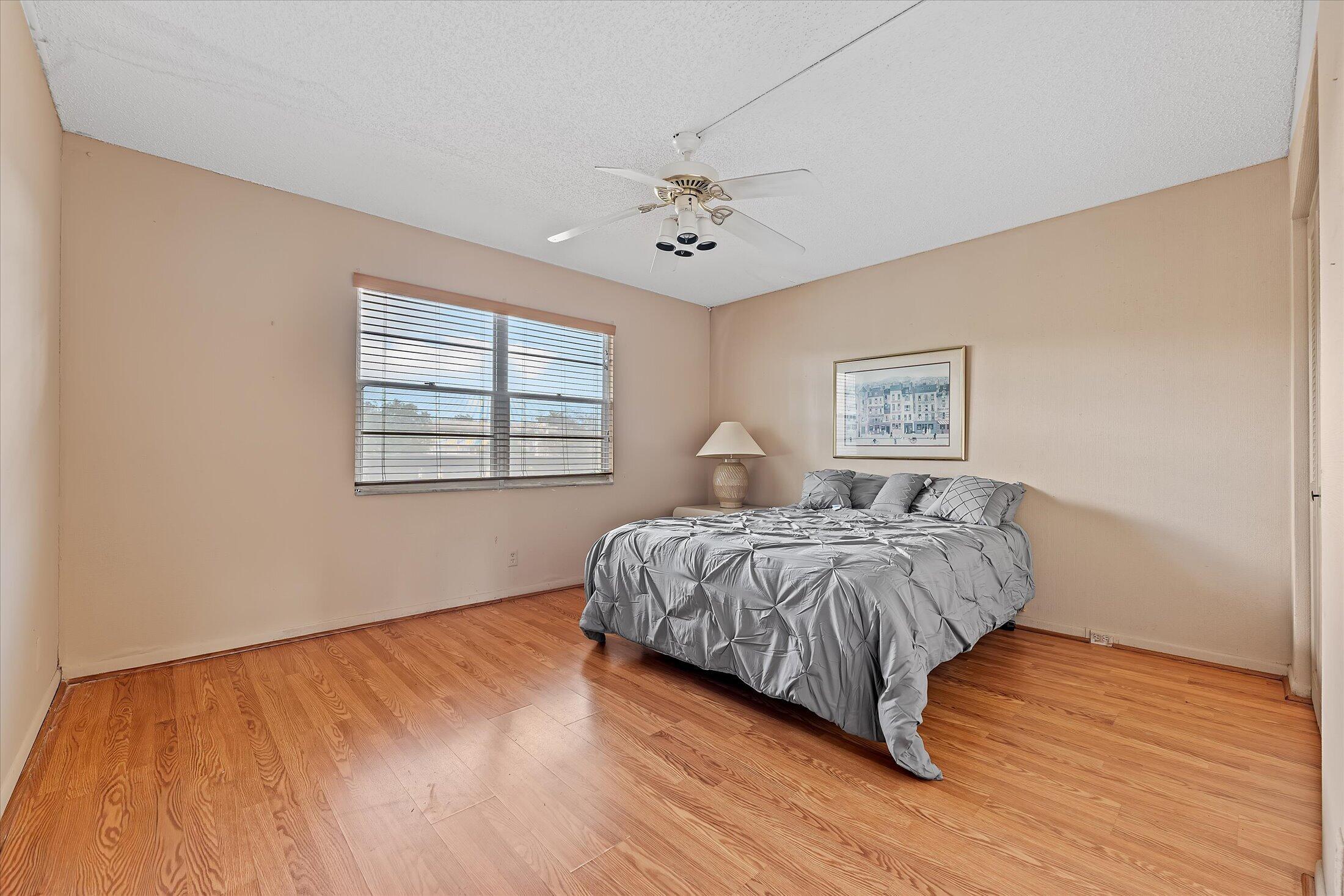 LUCAYA VILLAGE 1-C CONDO - Residential