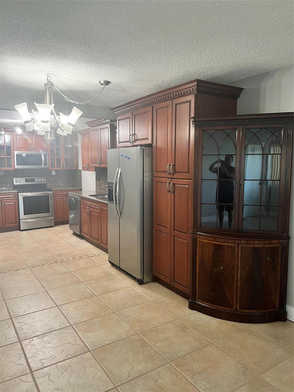 Photo of 120 Lakeview Drive #208, Weston, FL 33326 (MLS # F10545073)