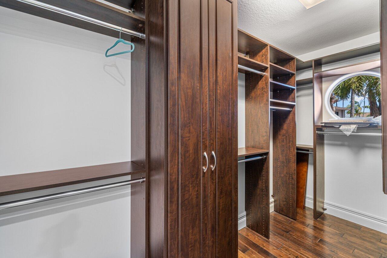 BOCA MARINA - Residential