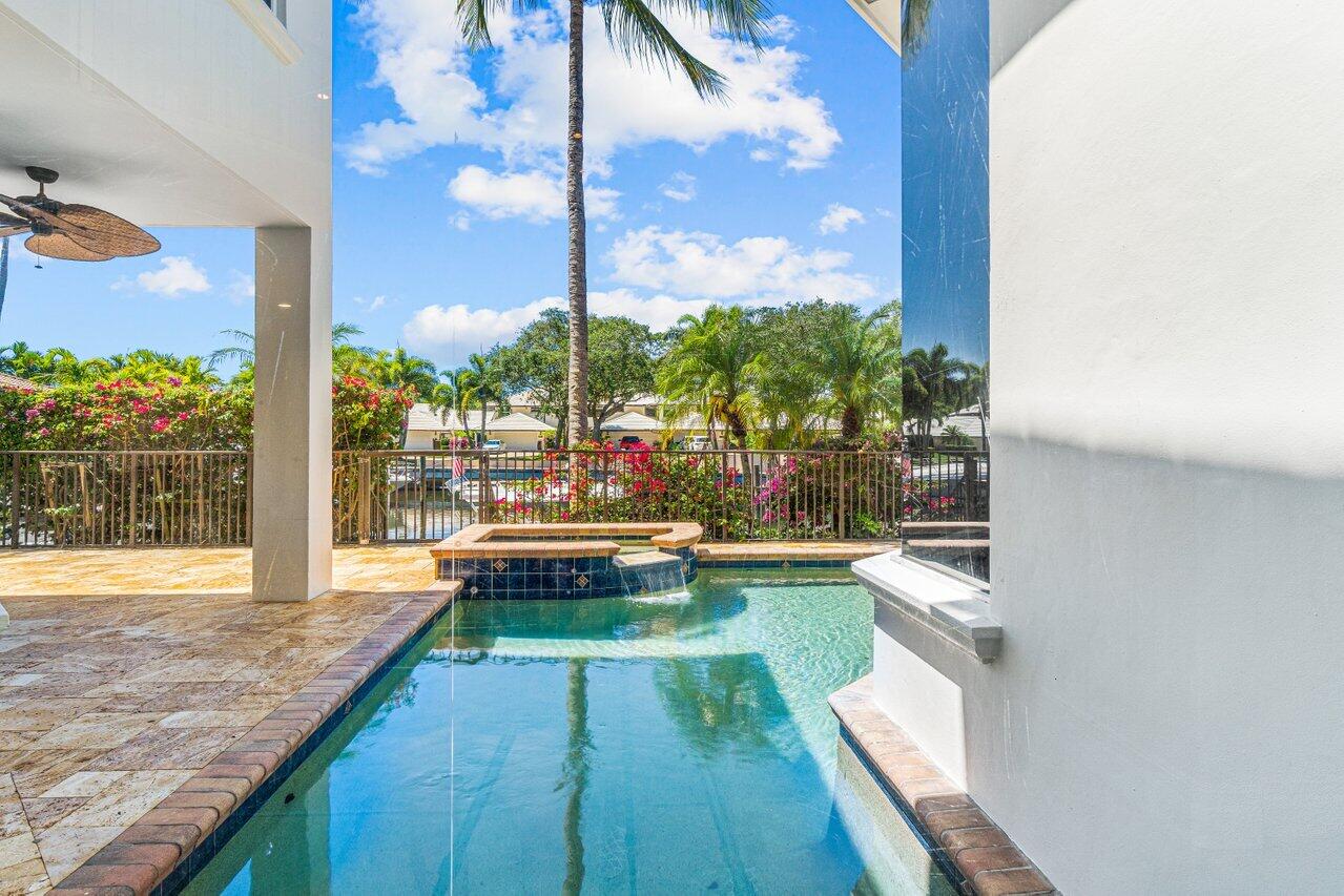 BOCA MARINA - Residential