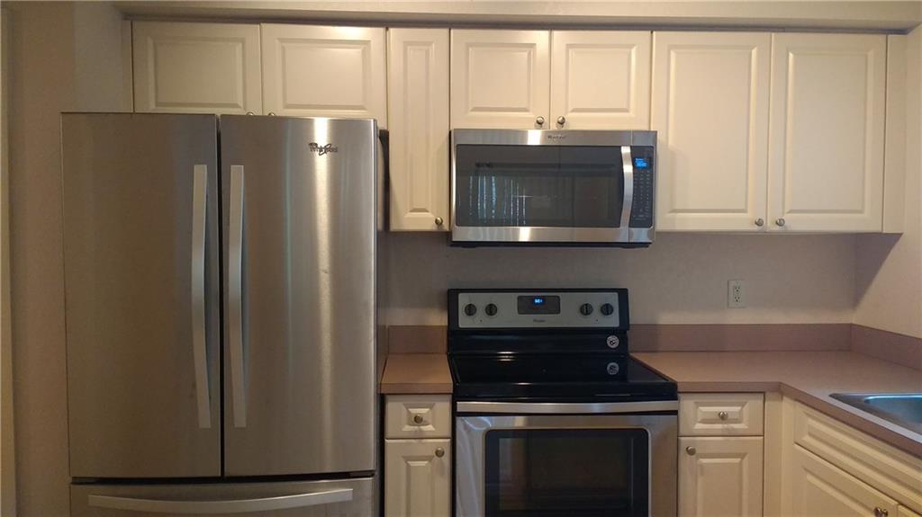 Cypress Pointe At Coral S - Residential Lease