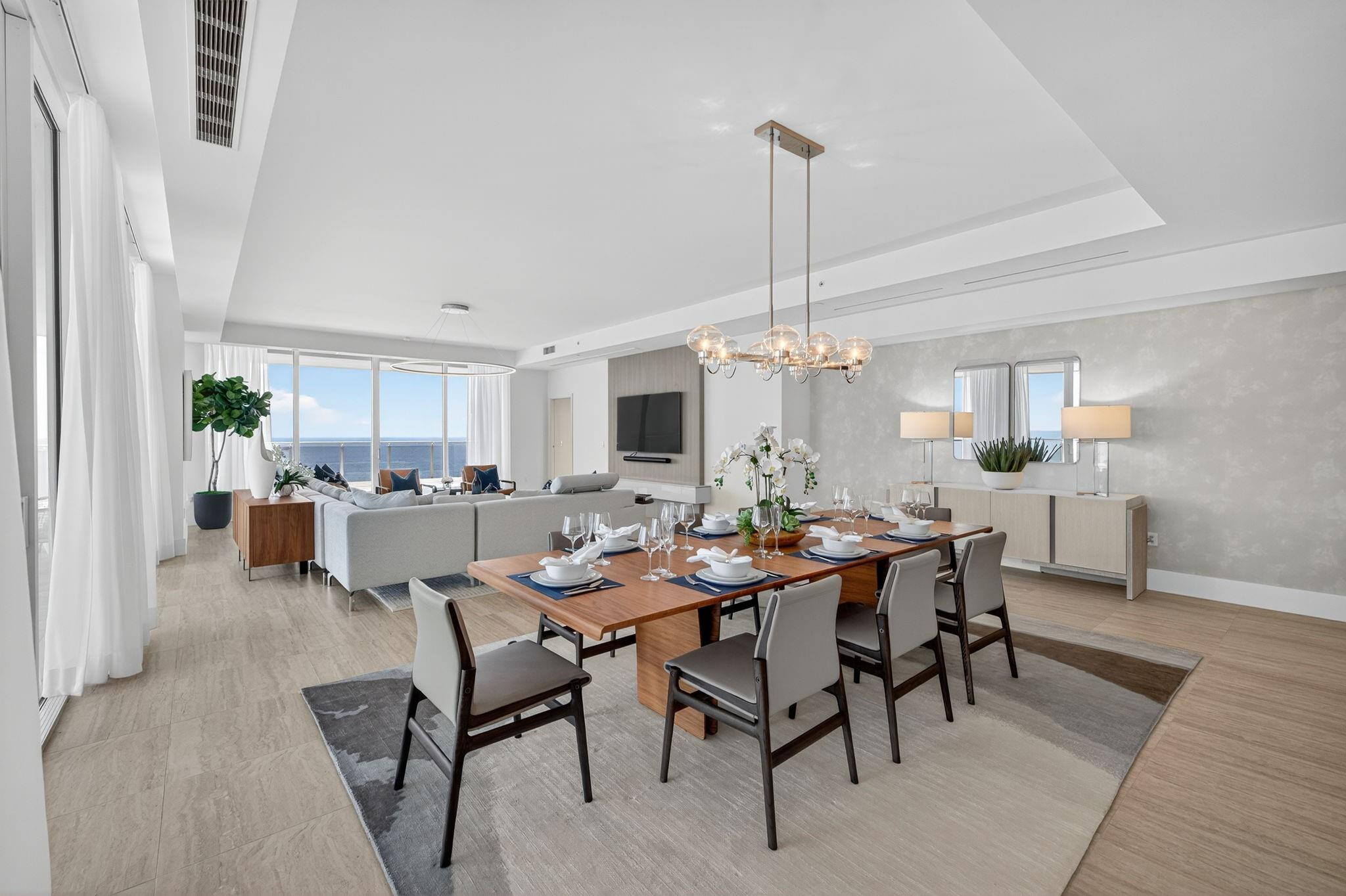 Four Seasons - Residential