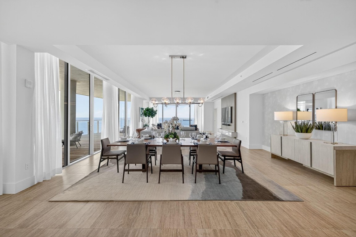 Four Seasons - Residential