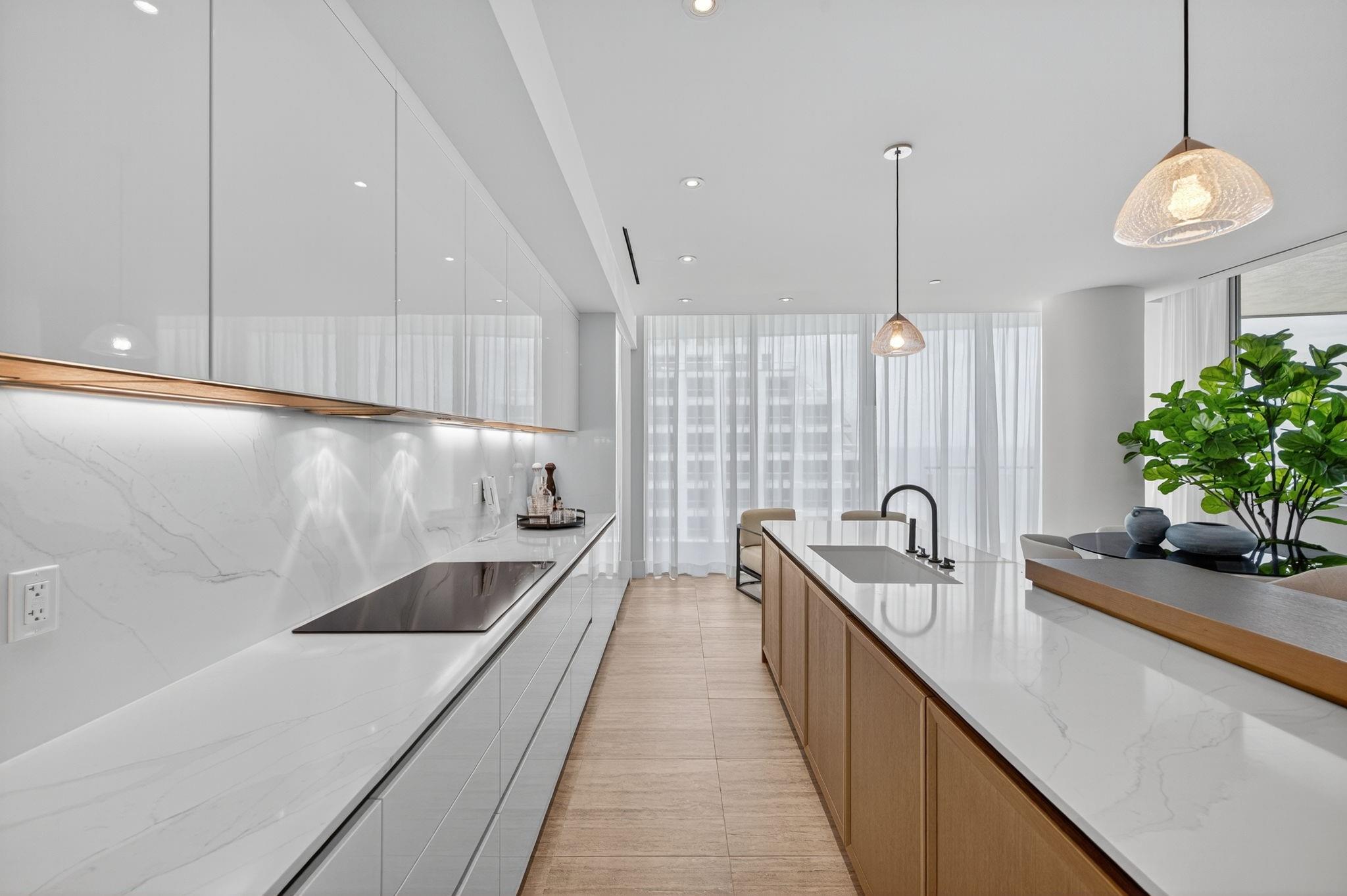 Four Seasons - Residential