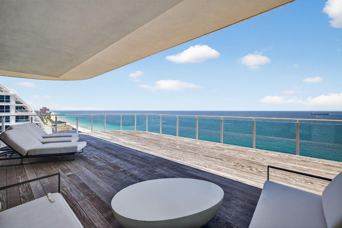 Four Seasons - Residential