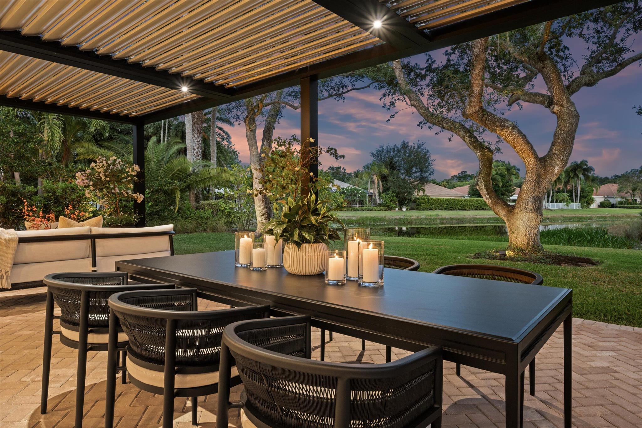 BREAKERS WEST - Residential