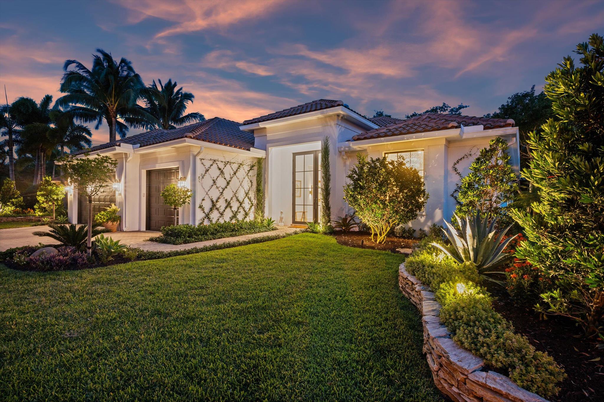 BREAKERS WEST - Residential