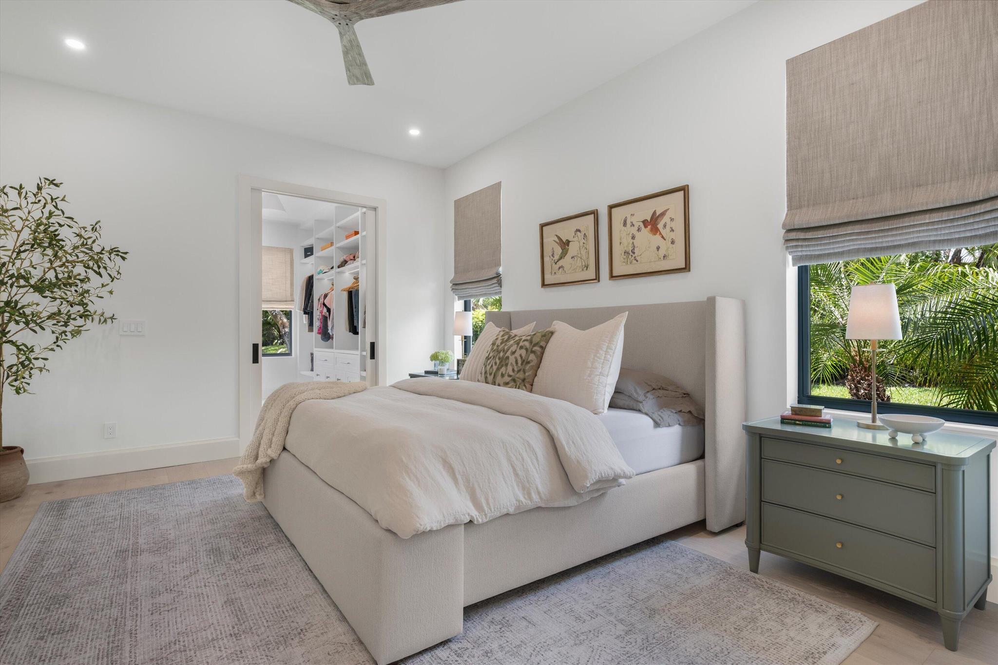 BREAKERS WEST - Residential