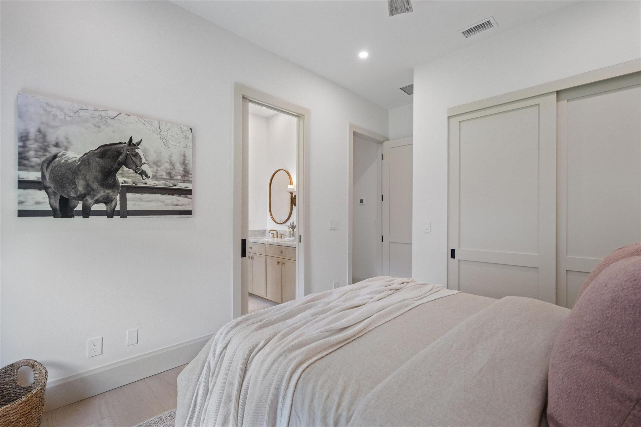 BREAKERS WEST - Residential