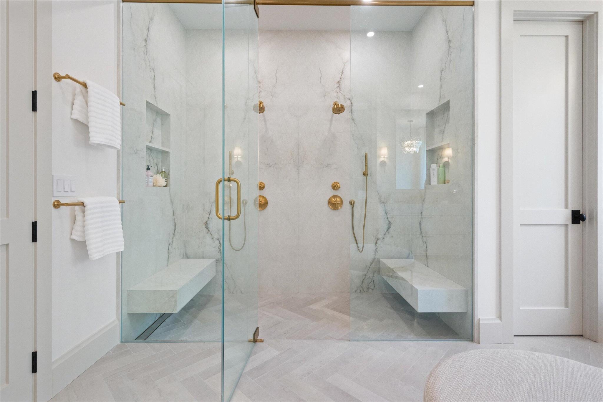 BREAKERS WEST - Residential