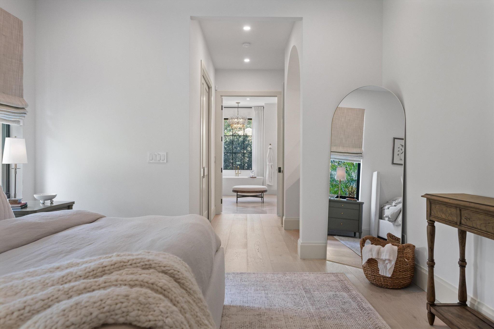 BREAKERS WEST - Residential