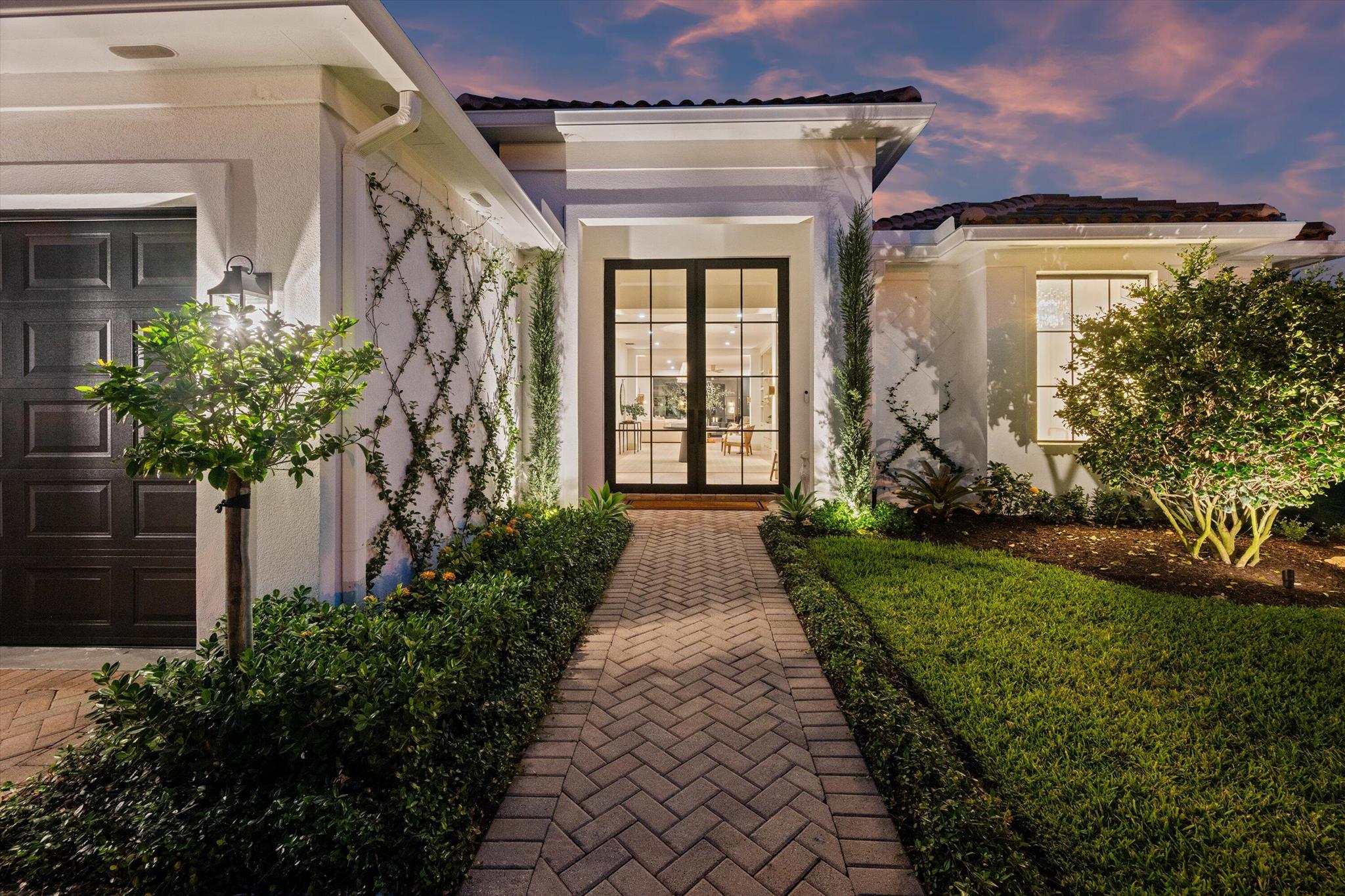 BREAKERS WEST - Residential