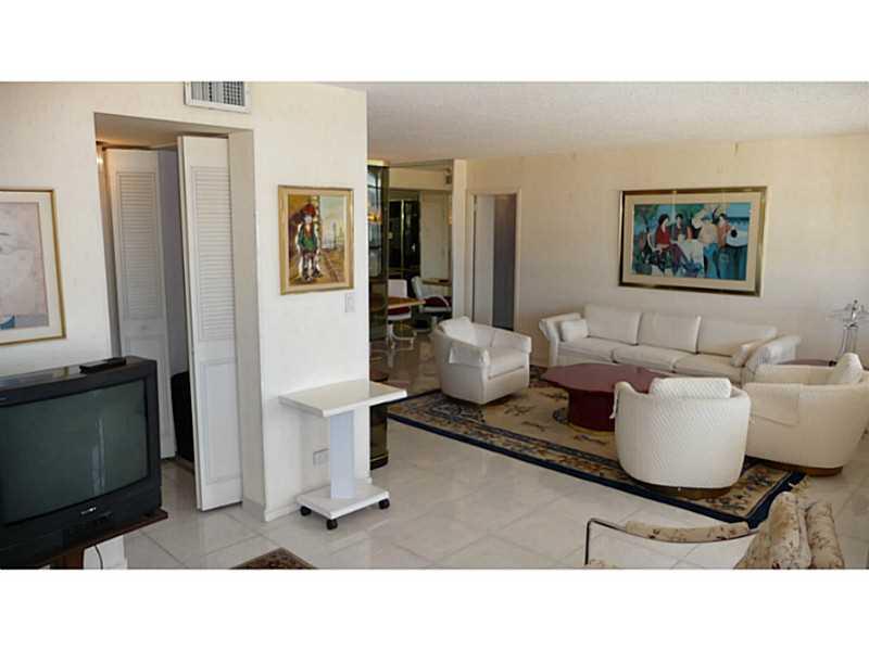 Winston Towers - Residential