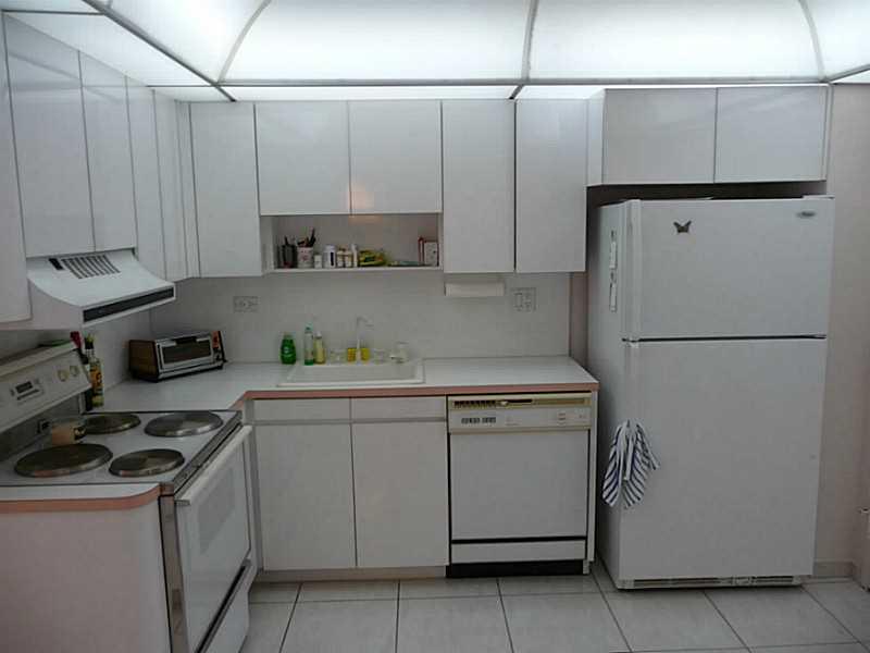 Winston Towers - Residential