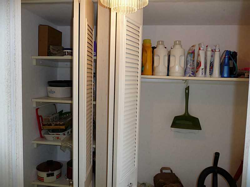 Winston Towers - Residential