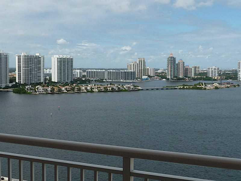 Winston Towers - Residential