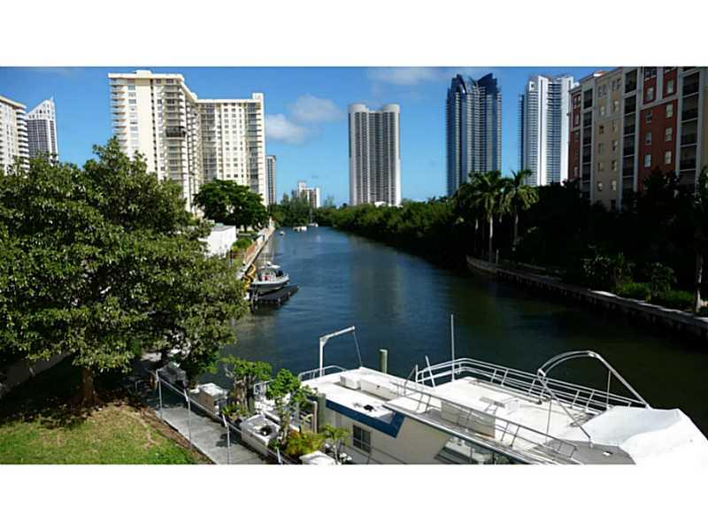 Winston Towers - Residential