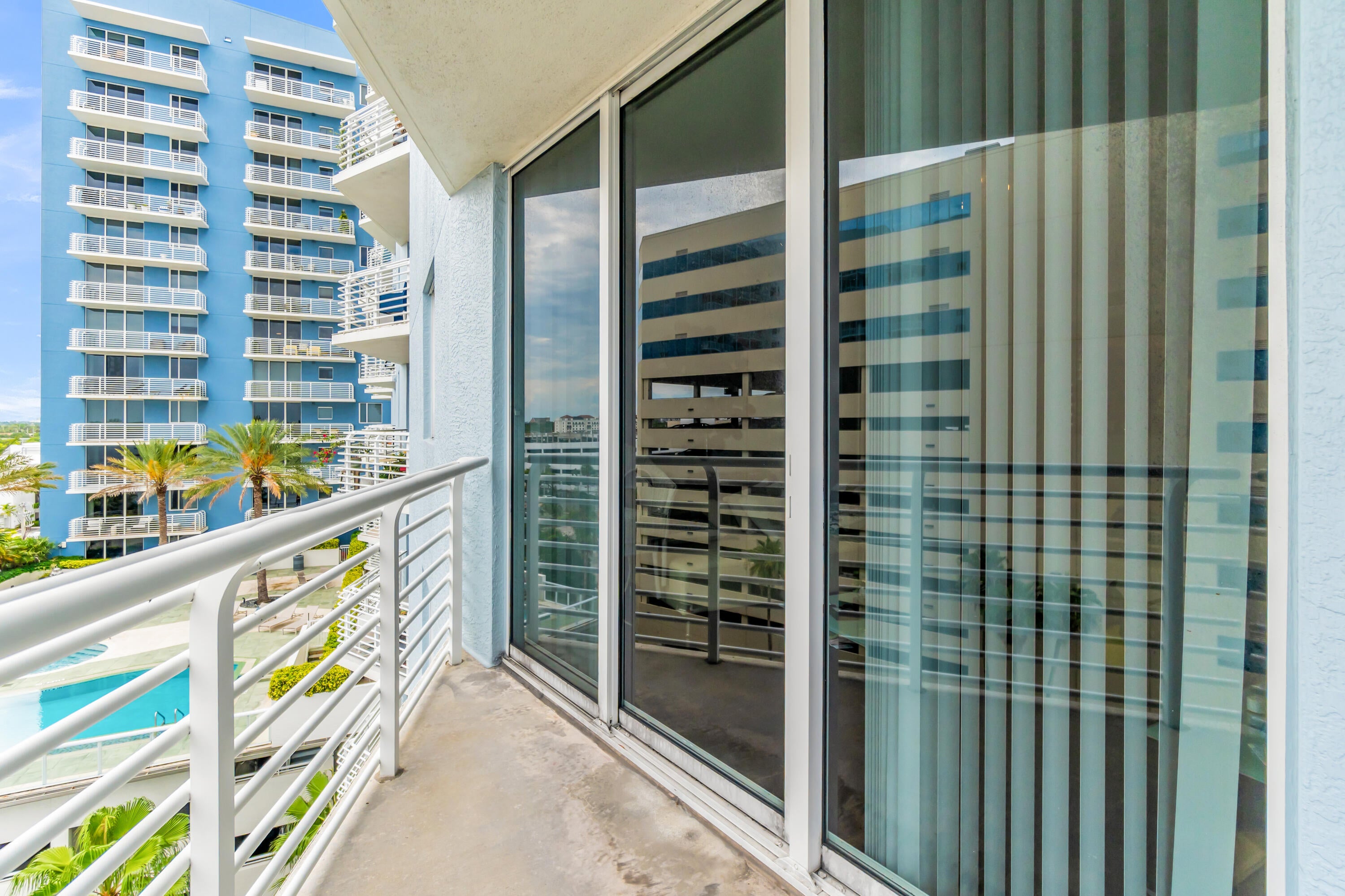 1551 N FLAGLER Drive 817