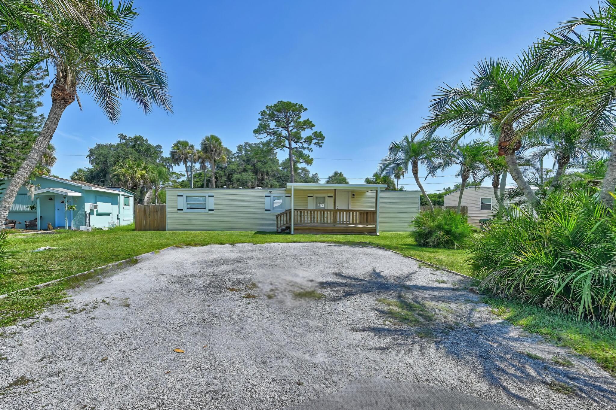 5204 Deanna Lane