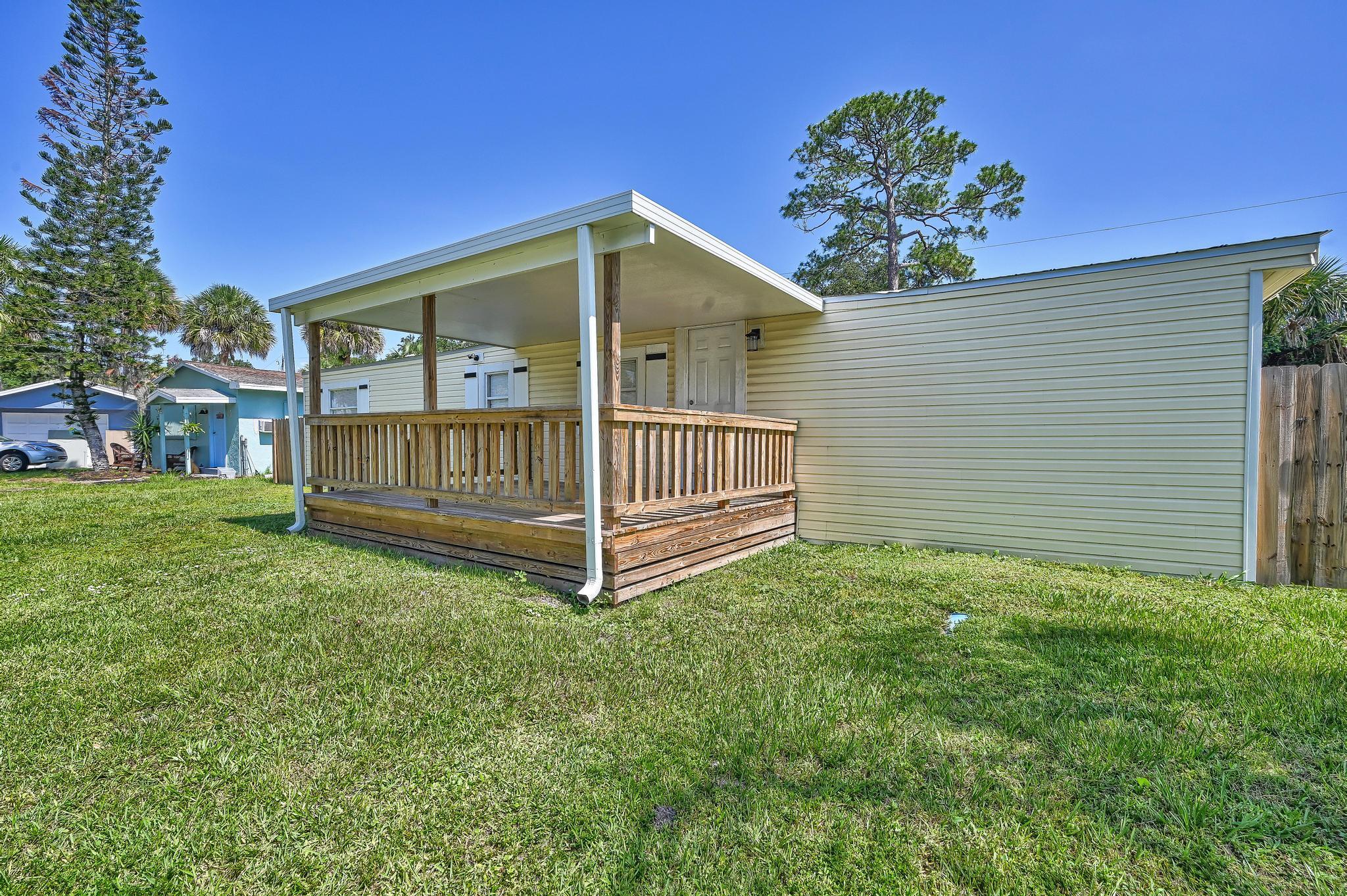 5204 Deanna Lane