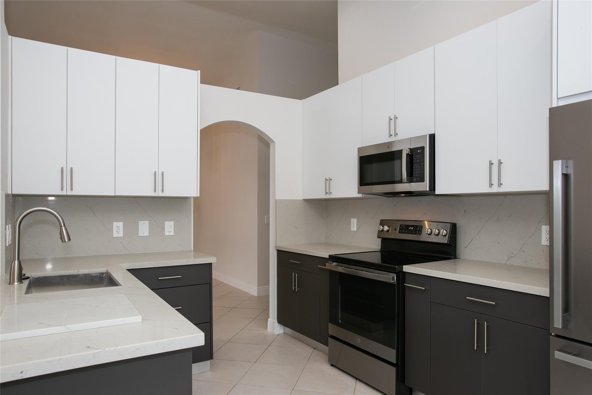 Pembroke Falls Ph 2 - Residential Lease