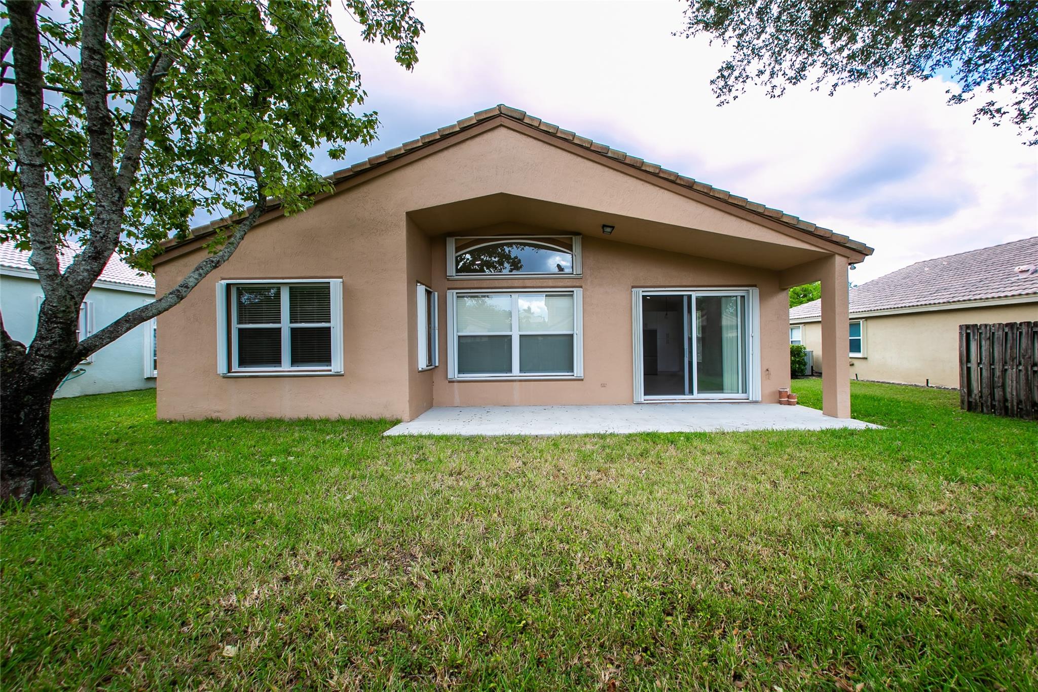 Pembroke Falls Ph 2 - Residential Lease