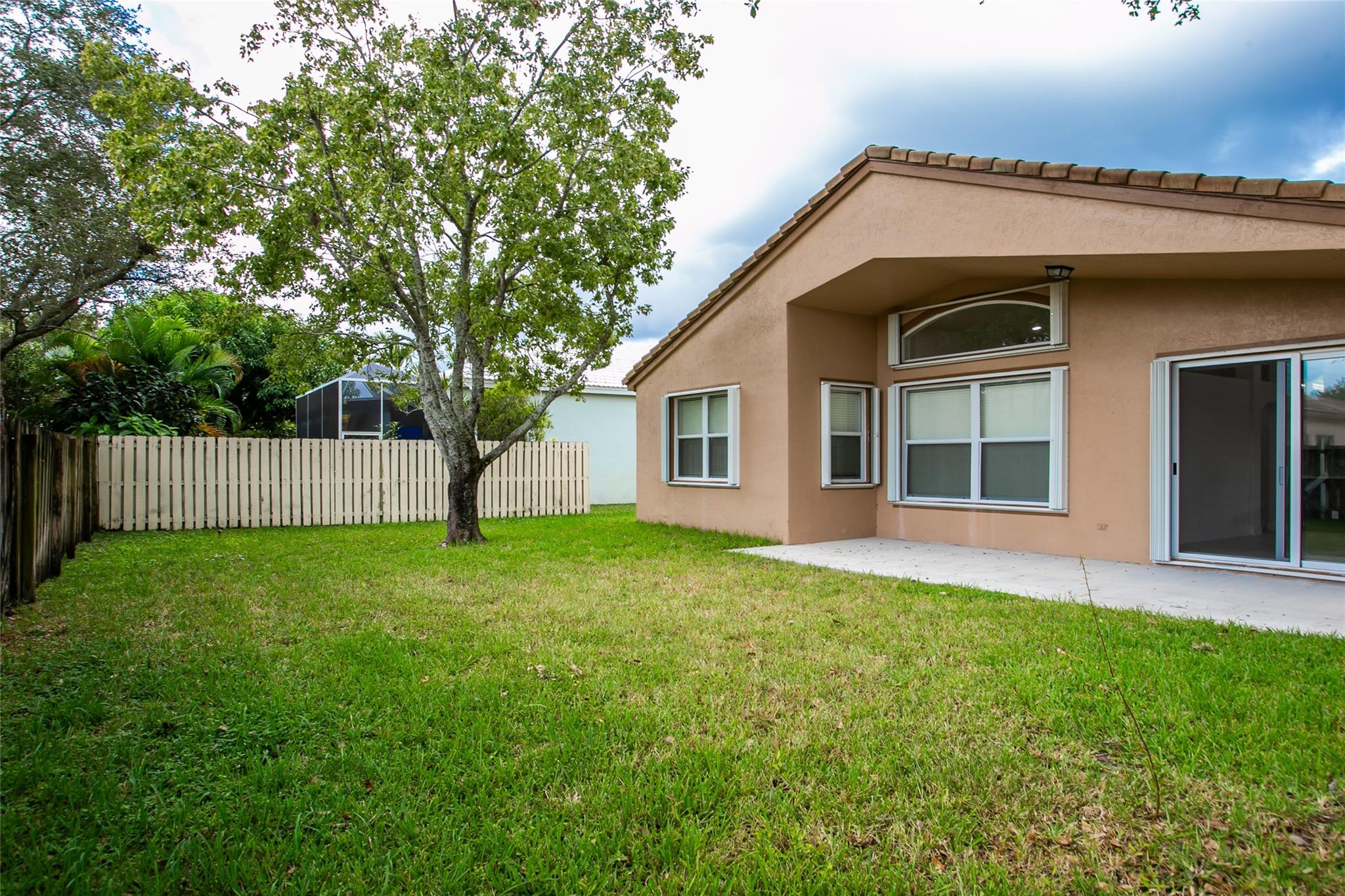 Pembroke Falls Ph 2 - Residential Lease